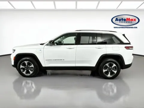 More photos of 2023 Jeep Grand Cherokee 4xe at AutoMax Marlborough, MA