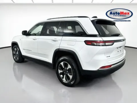 More photos of 2023 Jeep Grand Cherokee 4xe at AutoMax Marlborough, MA