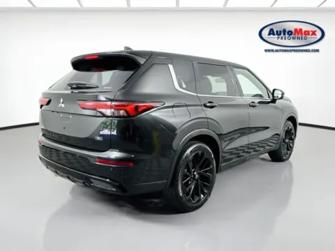Photos of 2024 Mitsubishi Outlander SE Black Edition for sale in Marlborough, MA at AutoMax Marlborough