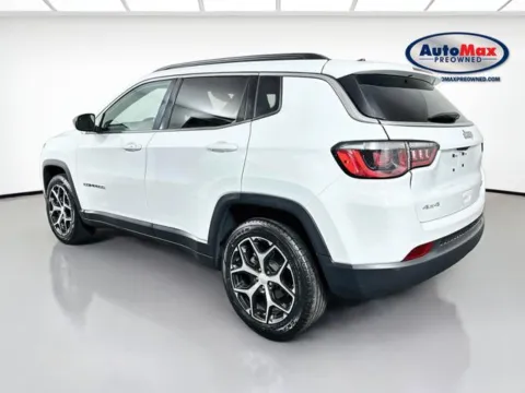 More photos of 2024 Jeep Compass Latitude at AutoMax Marlborough, MA