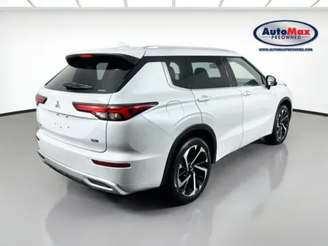 Photos of 2022 Mitsubishi Outlander SEL for sale in Marlborough, MA at AutoMax Marlborough