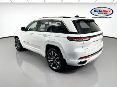 More photos of 2022 Jeep Grand Cherokee Overland 4xe at AutoMax Marlborough, MA