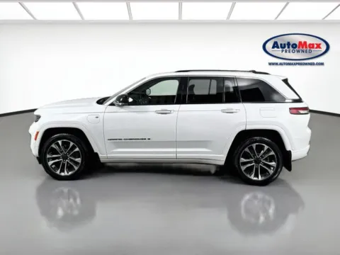 More photos of 2022 Jeep Grand Cherokee Overland 4xe at AutoMax Marlborough, MA