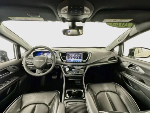 Another view of 2025 Chrysler Pacifica Limited for sale in Marlborough, MA at AutoMax Marlborough