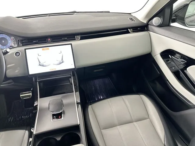 2024 Land Rover Range Rover Evoque Dynamic SE - Photo 27
