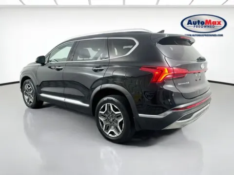 More photos of 2023 Hyundai Santa Fe Hybrid Limited at AutoMax Marlborough, MA