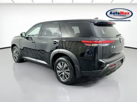 More photos of 2024 Nissan Pathfinder S at AutoMax Marlborough, MA