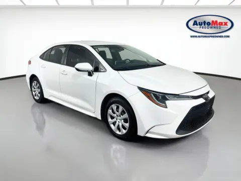 White 2020 Toyota Corolla LE for sale in Marlborough, MA