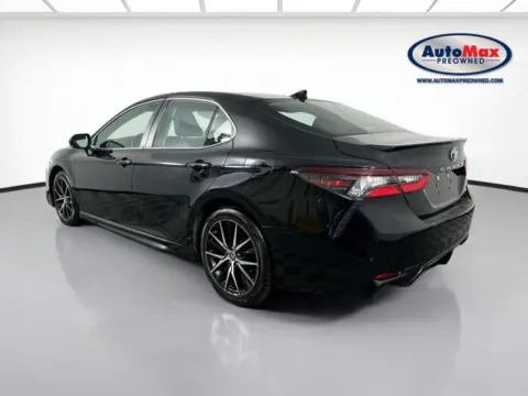 More photos of 2023 Toyota Camry SE at AutoMax Marlborough, MA
