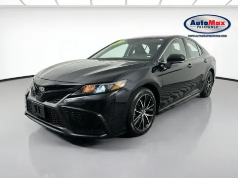 More photos of 2023 Toyota Camry SE at AutoMax Marlborough, MA