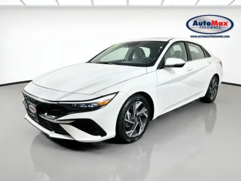 More photos of 2025 Hyundai Elantra Hybrid Limited at AutoMax Marlborough, MA
