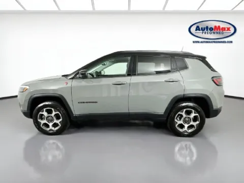 More photos of 2022 Jeep Compass Trailhawk at AutoMax Marlborough, MA