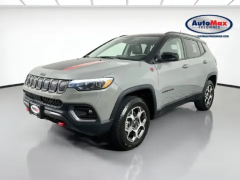More photos of 2022 Jeep Compass Trailhawk at AutoMax Marlborough, MA