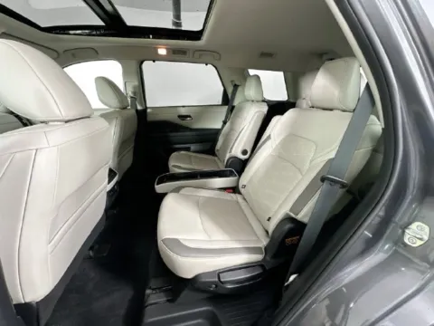 More photos of 2022 Nissan Pathfinder Platinum at AutoMax Marlborough, MA