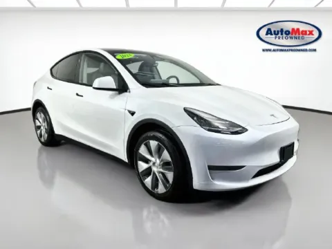 White 2023 Tesla Model Y Long Range for sale in Marlborough, MA