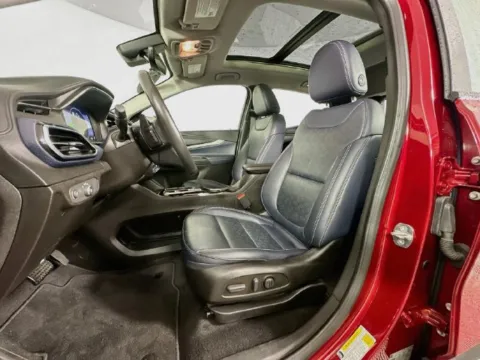 More photos of 2022 Chevrolet Bolt EUV Premier at AutoMax Marlborough, MA
