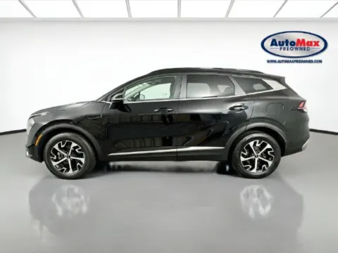 More photos of 2023 Kia Sportage Hybrid EX at AutoMax Marlborough, MA