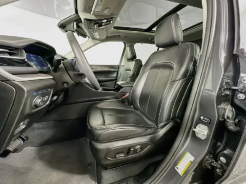 More photos of 2023 Jeep Grand Cherokee 4xe at AutoMax Marlborough, MA