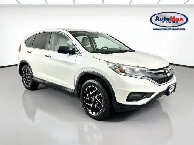 White 2016 Honda CR-V SE for sale in Marlborough, MA