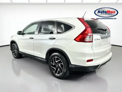 More photos of 2016 Honda CR-V SE at AutoMax Marlborough, MA