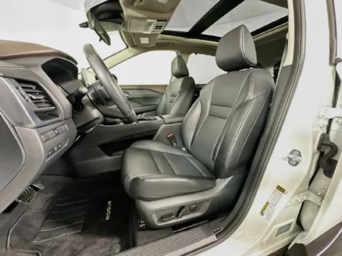 More photos of 2023 Nissan Rogue SV at AutoMax Marlborough, MA