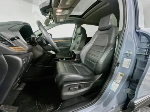 More photos of 2021 Honda CR-V Hybrid EX-L at AutoMax Marlborough, MA