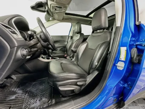 More photos of 2020 Jeep Compass Latitude at AutoMax Marlborough, MA