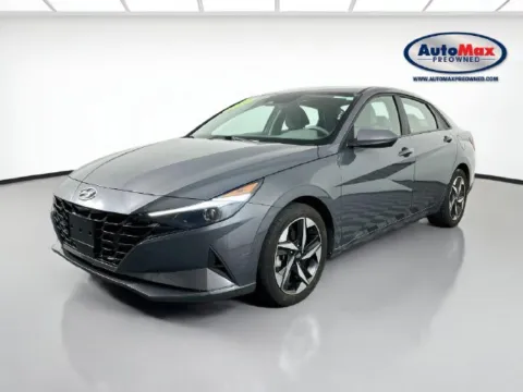 More photos of 2023 Hyundai Elantra SEL at AutoMax Marlborough, MA
