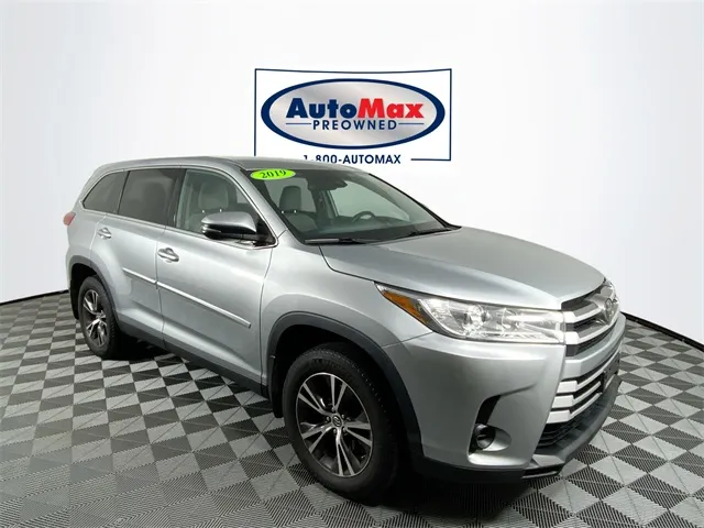 Used 2019 Toyota Highlander LE Plus for sale in Marlborough, MA at