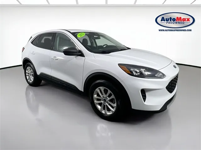 White 2022 Ford Escape Hybrid SE for sale in Marlborough, MA