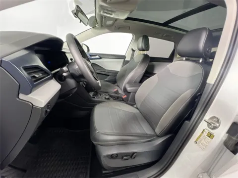 More photos of 2022 Volkswagen Taos 1.5T SE at AutoMax Marlborough, MA