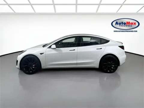 More photos of 2022 Tesla Model 3 Performance at AutoMax Marlborough, MA