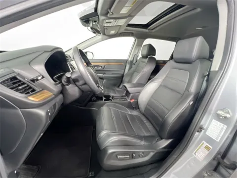 More photos of 2019 Honda CR-V EX-L at AutoMax Marlborough, MA