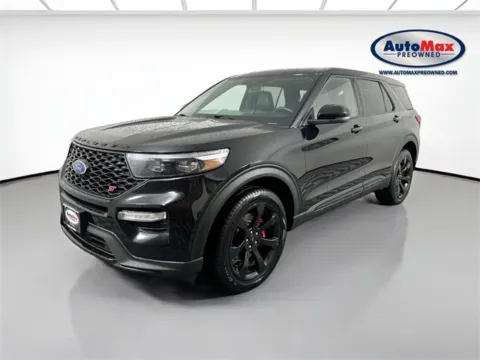 More photos of 2022 Ford Explorer ST at AutoMax Marlborough, MA