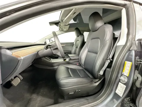 More photos of 2023 Tesla Model 3 at AutoMax Marlborough, MA