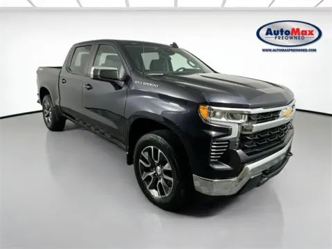 Gray 2022 Chevrolet Silverado 1500 LT for sale in Marlborough, MA