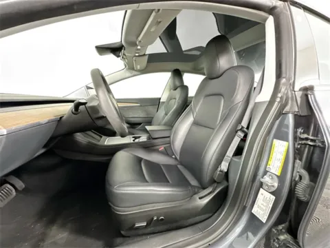 More photos of 2023 Tesla Model 3 at AutoMax Marlborough, MA