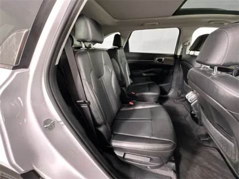 More photos of 2022 Kia Sorento X-Line EX at AutoMax Marlborough, MA
