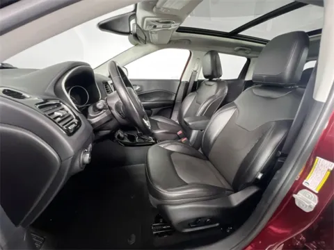 More photos of 2021 Jeep Compass Altitude at AutoMax Marlborough, MA