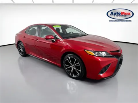 Red 2020 Toyota Camry SE for sale in Marlborough, MA