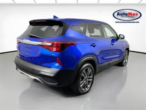 Photos of 2023 Kia Seltos LX for sale in Marlborough, MA at AutoMax Marlborough