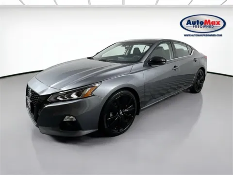 Another view of 2022 Nissan Altima 2.5 SR for sale in Marlborough, MA at AutoMax Marlborough