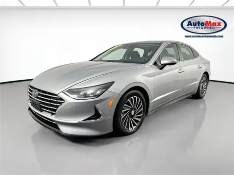 Another view of 2023 Hyundai Sonata Hybrid SEL for sale in Marlborough, MA at AutoMax Marlborough
