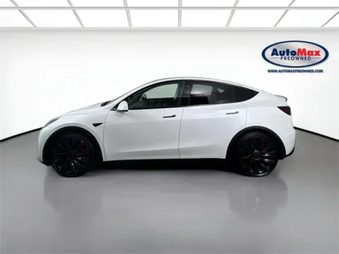 More photos of 2022 Tesla Model Y Performance at AutoMax Marlborough, MA