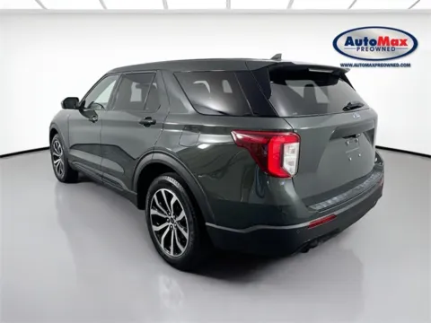 More photos of 2022 Ford Explorer ST-Line at AutoMax Marlborough, MA
