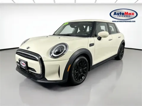 More photos of 2023 MINI Cooper Signature at AutoMax Marlborough, MA
