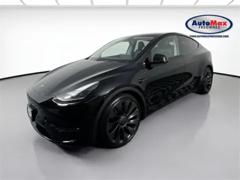 More photos of 2022 Tesla Model Y Performance at AutoMax Marlborough, MA