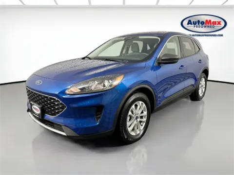 More photos of 2022 Ford Escape Hybrid SE at AutoMax Marlborough, MA