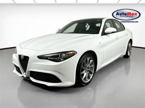 More photos of 2022 Alfa Romeo Giulia Ti at AutoMax Marlborough, MA