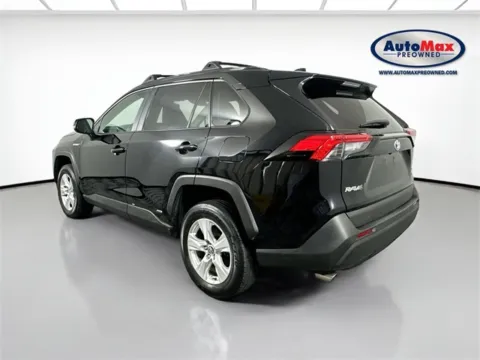 More photos of 2021 Toyota RAV4 Hybrid XLE at AutoMax Marlborough, MA